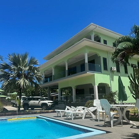 Green Palm Self Catering Anse aux Pins Eksteriør billede