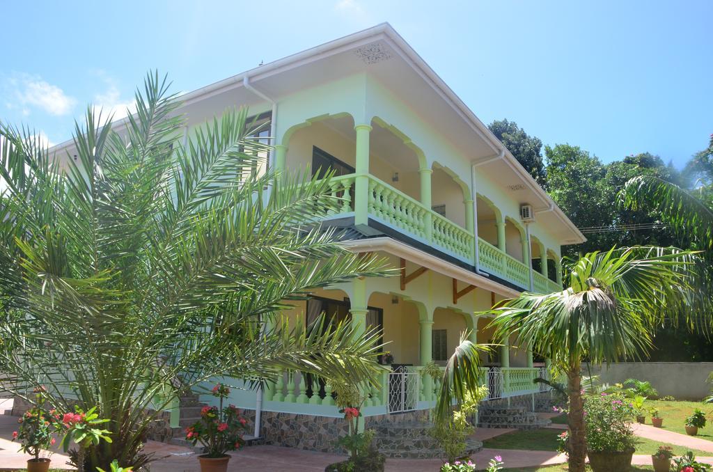 Green Palm Self Catering Anse aux Pins Eksteriør billede