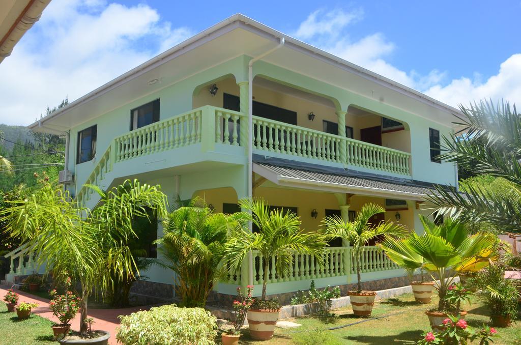 Green Palm Self Catering Anse aux Pins Eksteriør billede